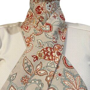 Classic Shaped Equestrian Fox Hunting Stocktie floral paisley